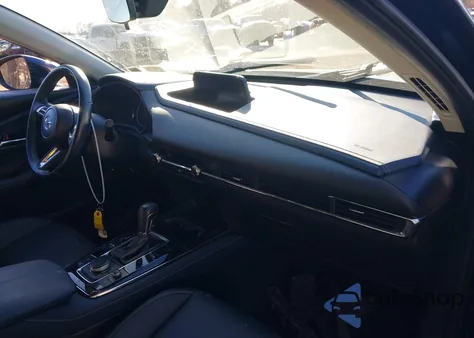 2021 Mazda Cx-30 Preferred z USA, uszkodzony, nr VIN 3MVDMBCLXMM205396